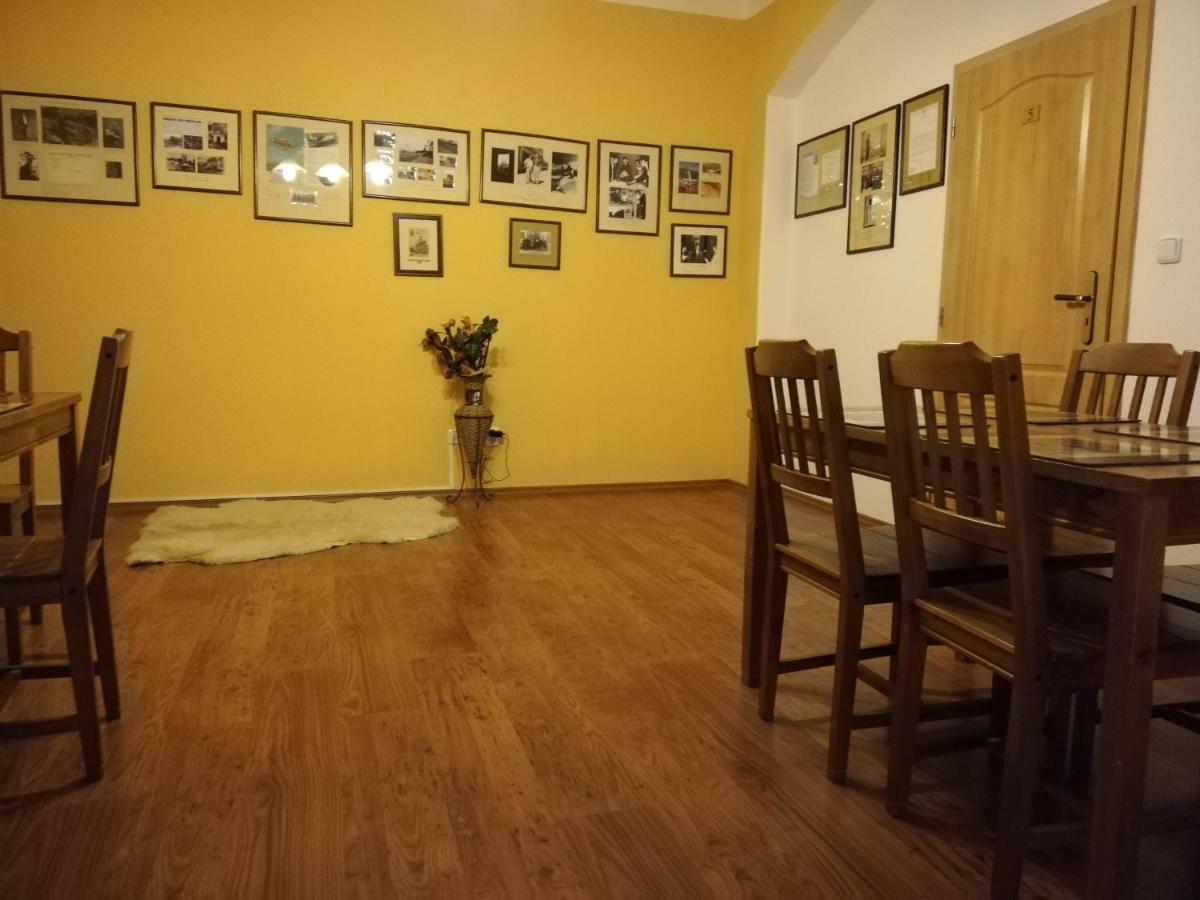 Pension U Kostela Cesky Brod Екстер'єр фото