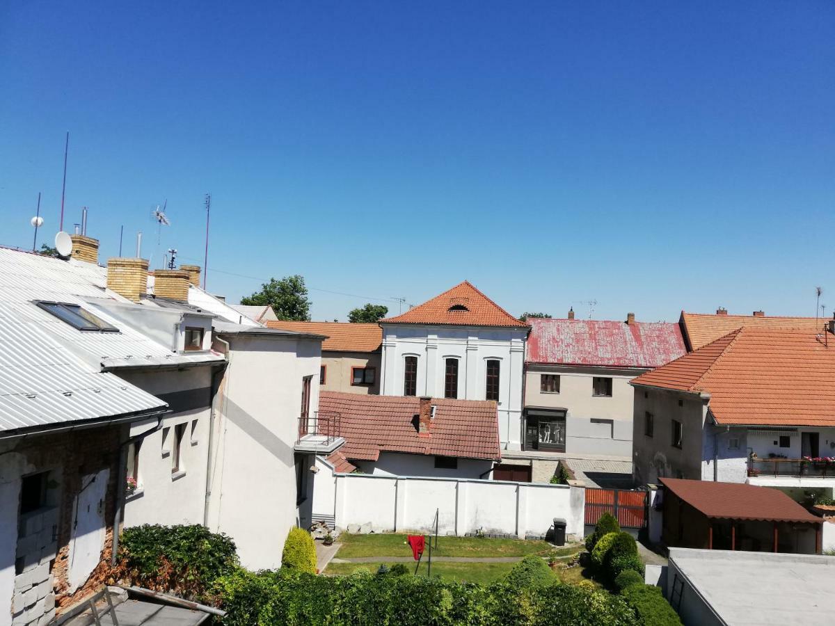 Pension U Kostela Cesky Brod Екстер'єр фото